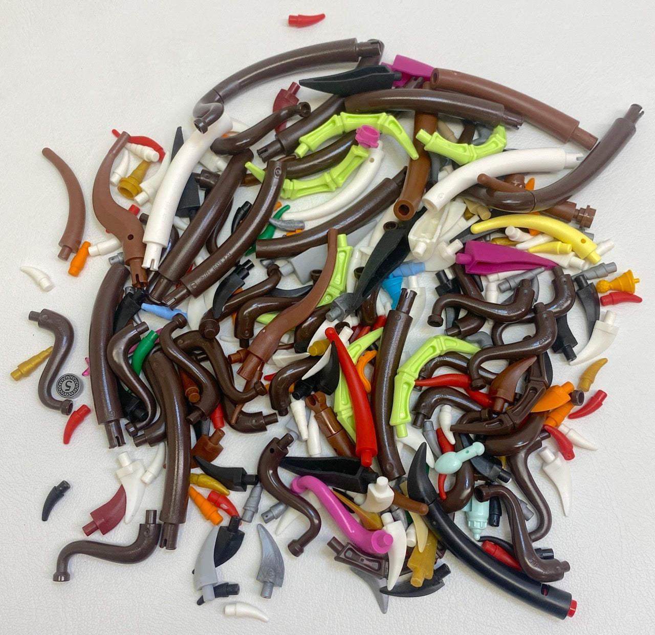 LEGO Animal Claws / Horns / Tails / Teeth Mixed Fun Pack