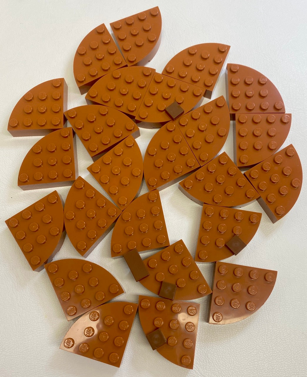 LEGO Dark Orange 4x4 Round Corner Brick Pack of 24