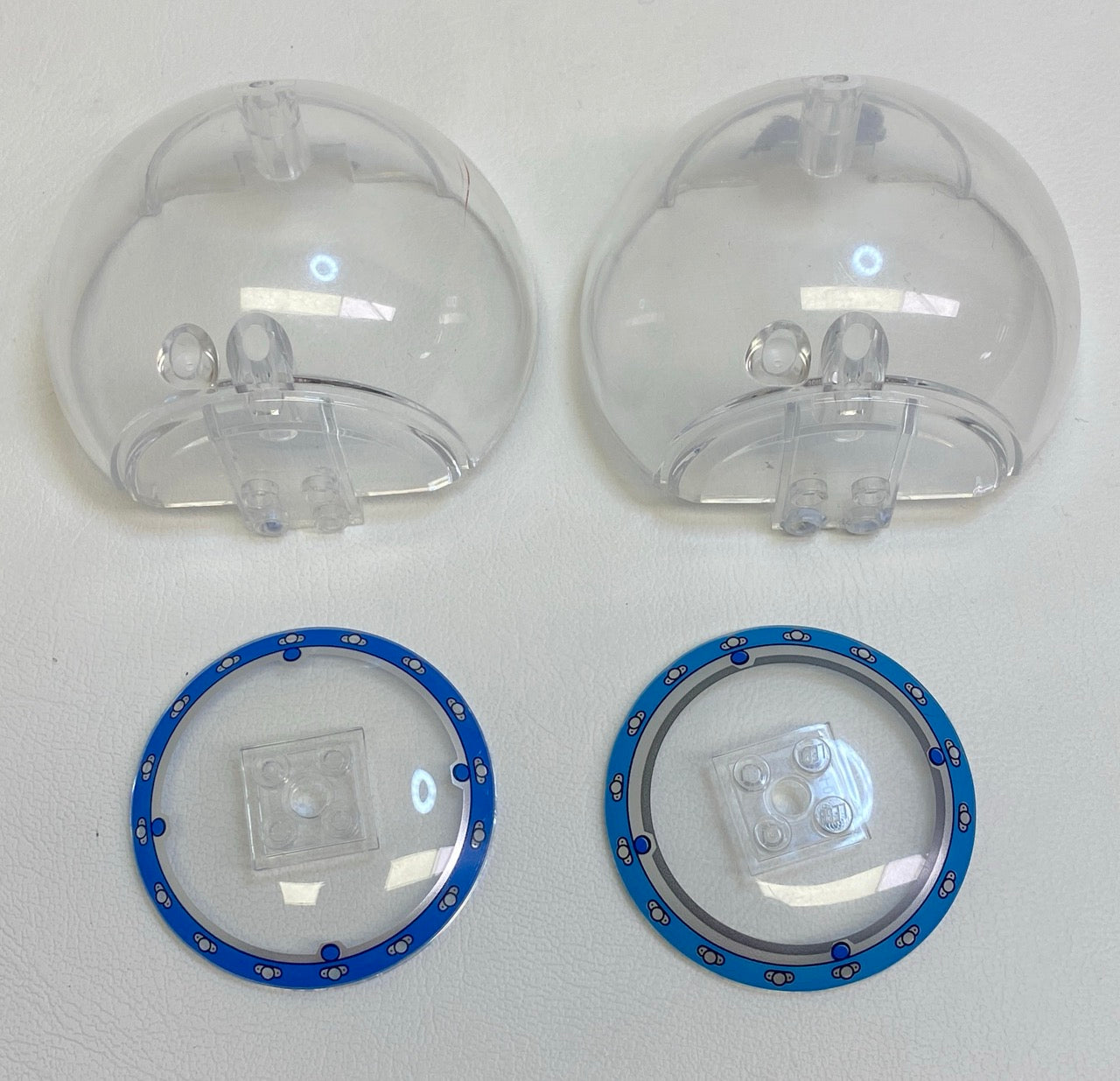 LEGO Jurassic World Gyrosphere Fun Pack Trans Clear Hemispheres and Dishes