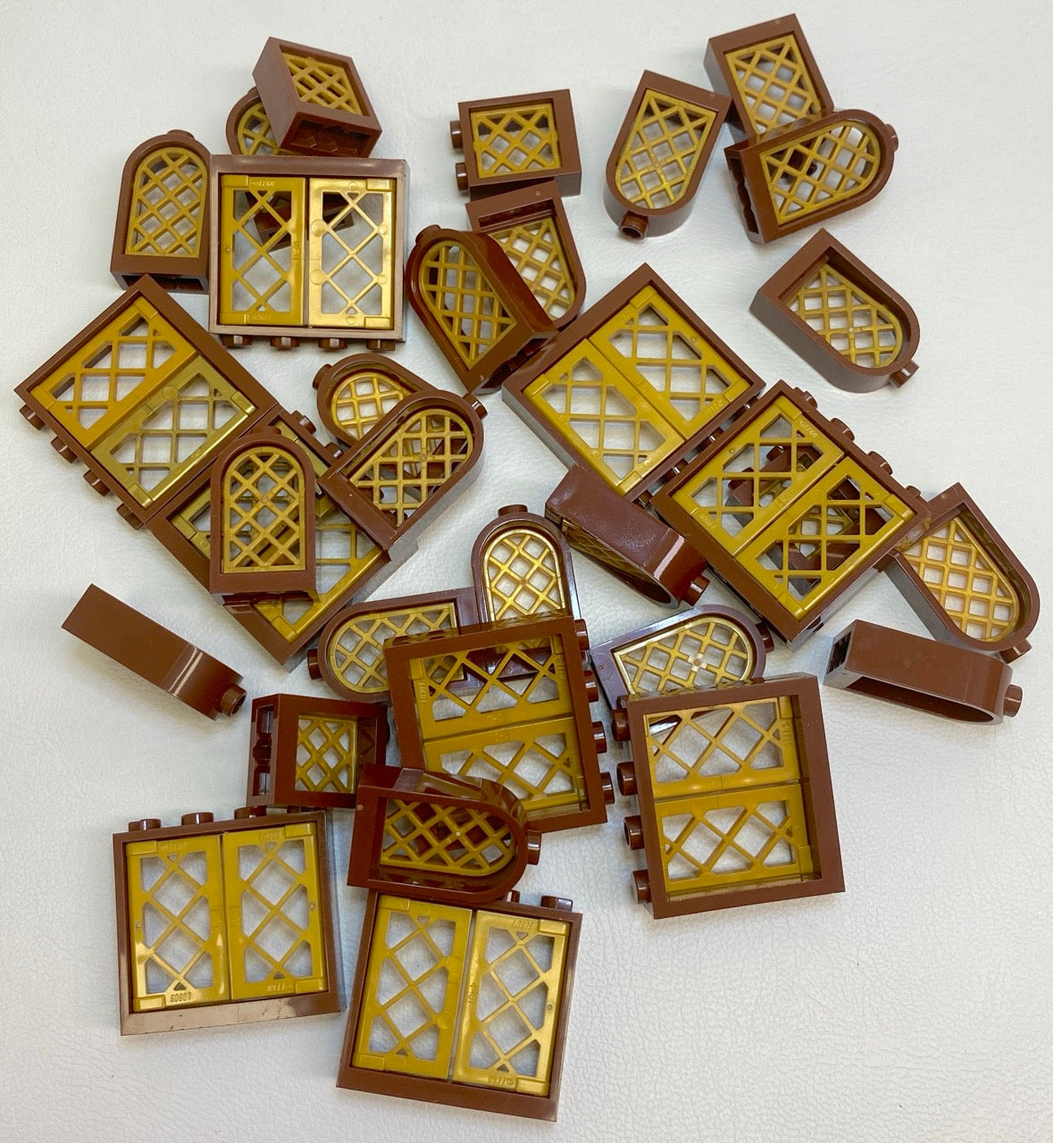 LEGO Mixed Reddish Brown Frames with Pearl Gold Shutters Window Fun Pack