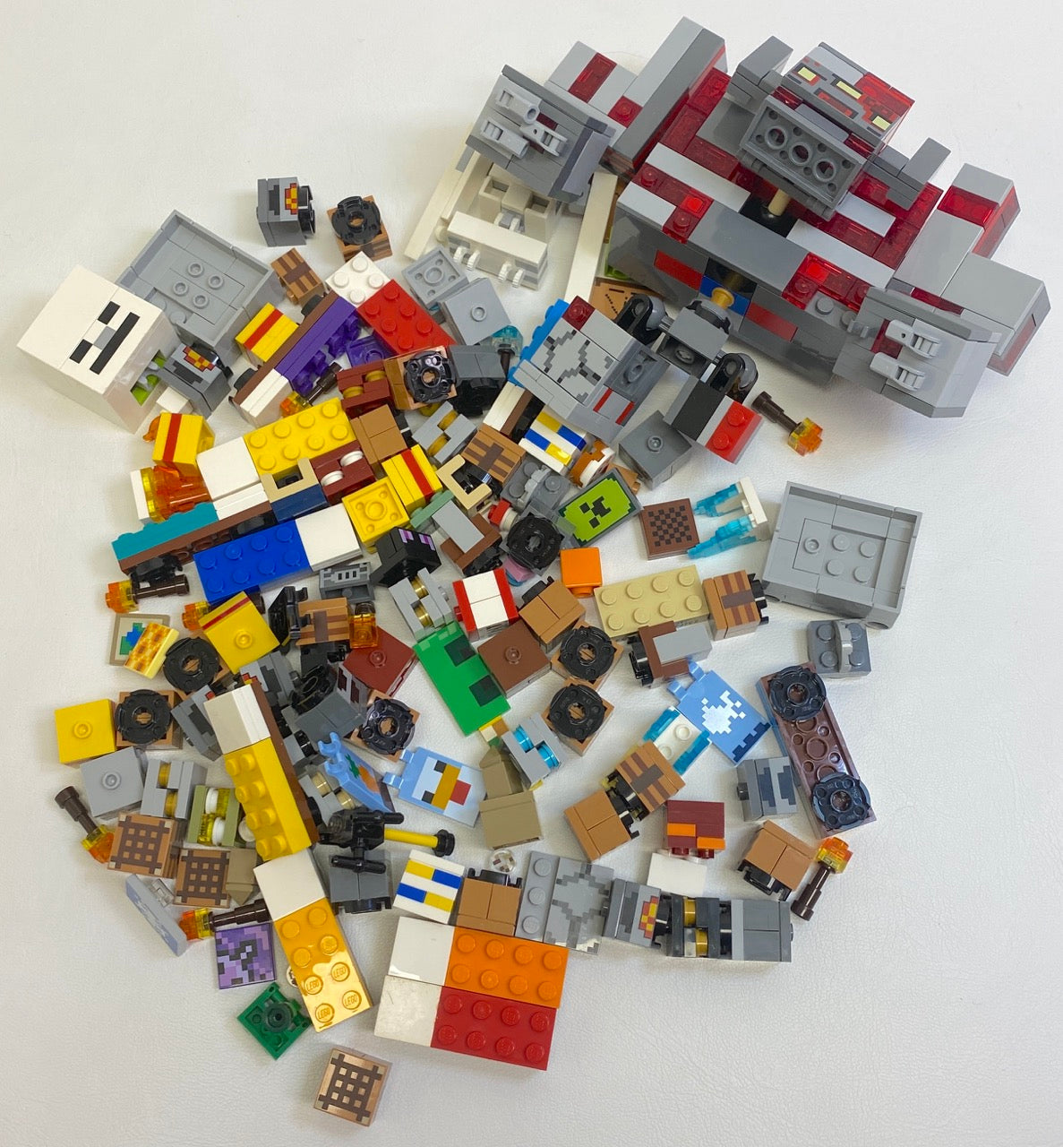 LEGO Minecraft Printed Pieces Fun Pack Mixed Bricks Tiles and More