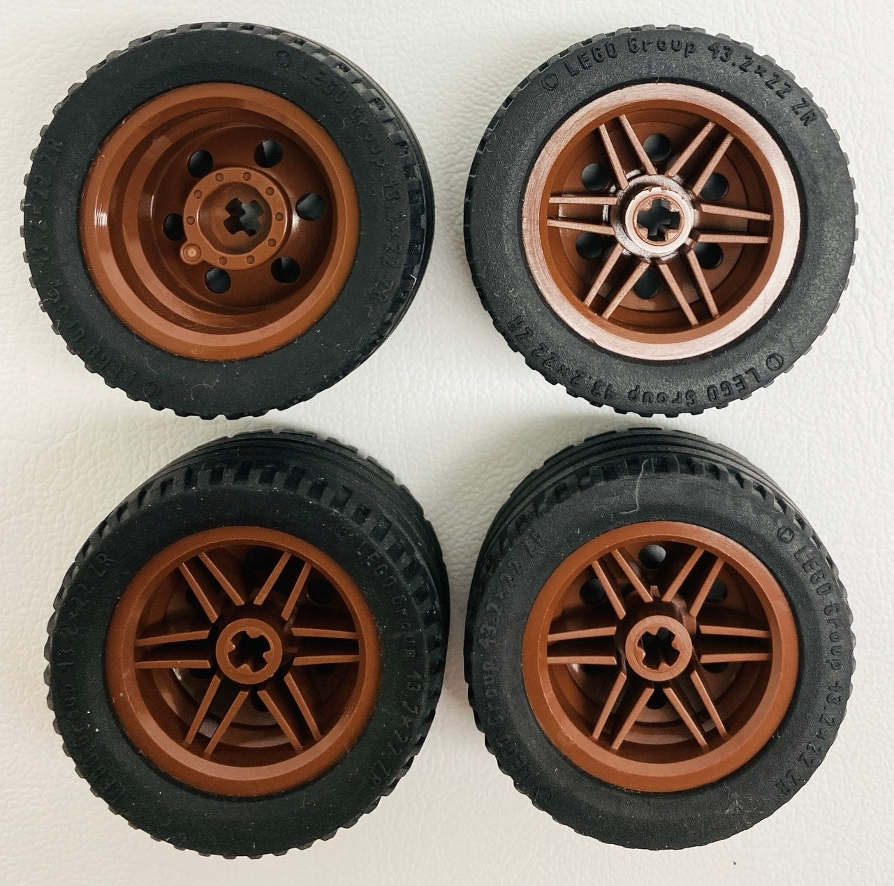 LEGO Technic Tyre Pack of with Reddish Brown Hub