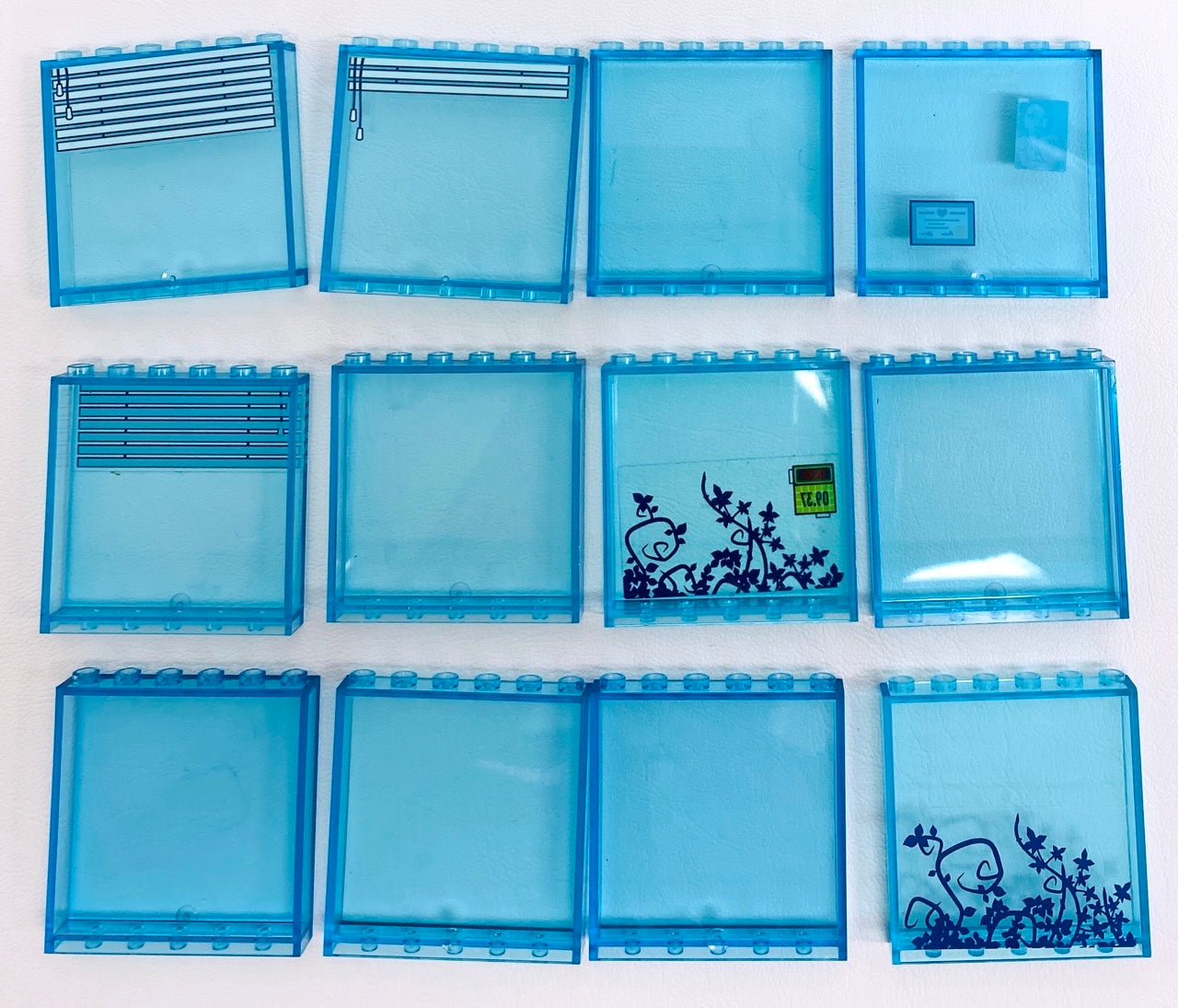 LEGO Panel 1x6x5 Pack of 12 Trans Light Blue