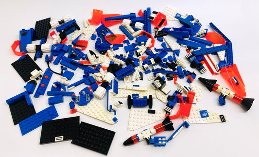 LEGO Classic Space Fun Pack Mixed Pieces