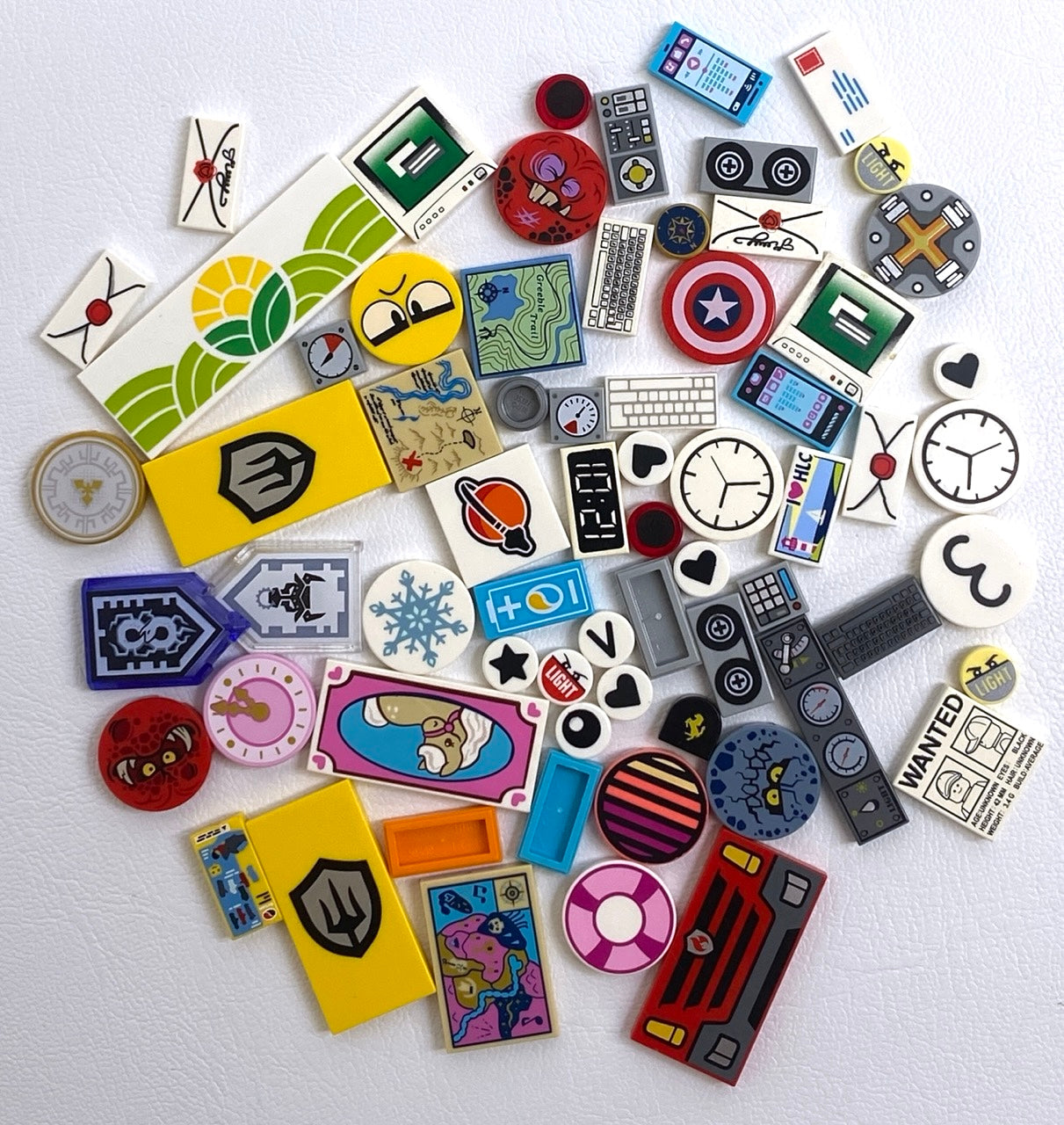 LEGO Printed Tiles Mixed Fun Pack