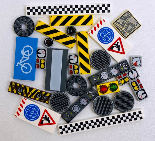 LEGO Printed Tiles Mixed Fun Pack Racing and Roadworks
