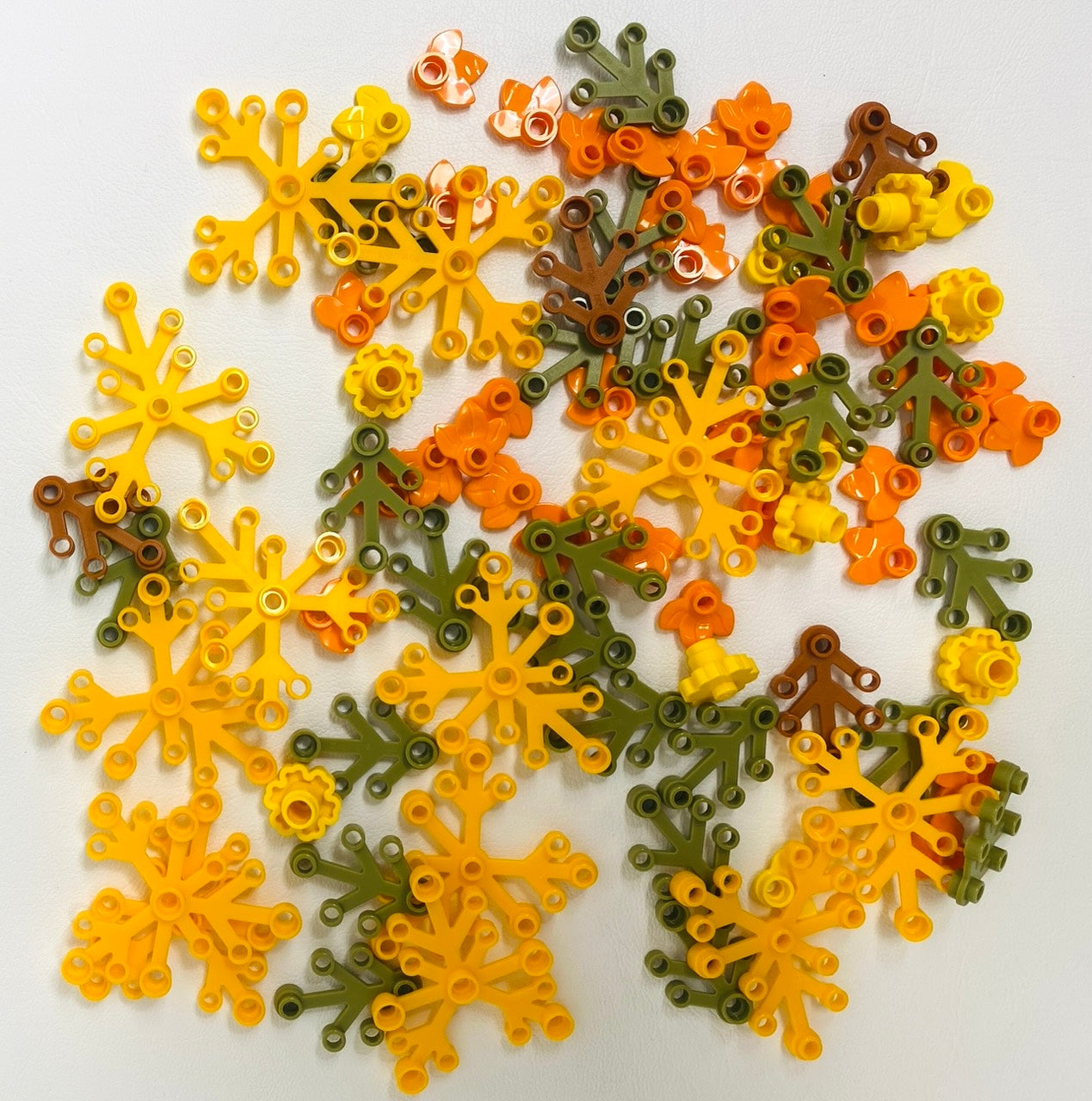 LEGO Plants Autumn Leaves / Foliage Fun Pack Mixed Colours