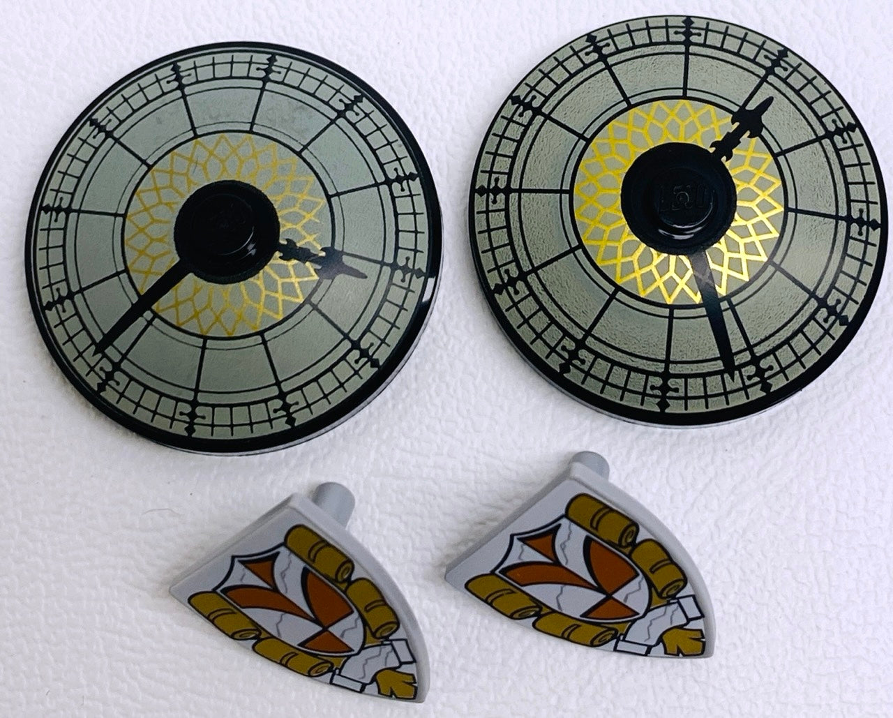 LEGO Clock Face and Shield Fun Pack from Modular Town Hall Set #10224