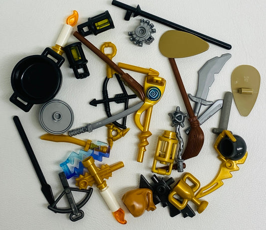 LEGO Dungeons and Dragons Adventure Accessories Pack Weapons Tools Treasure and More Castle Lord of the Rings